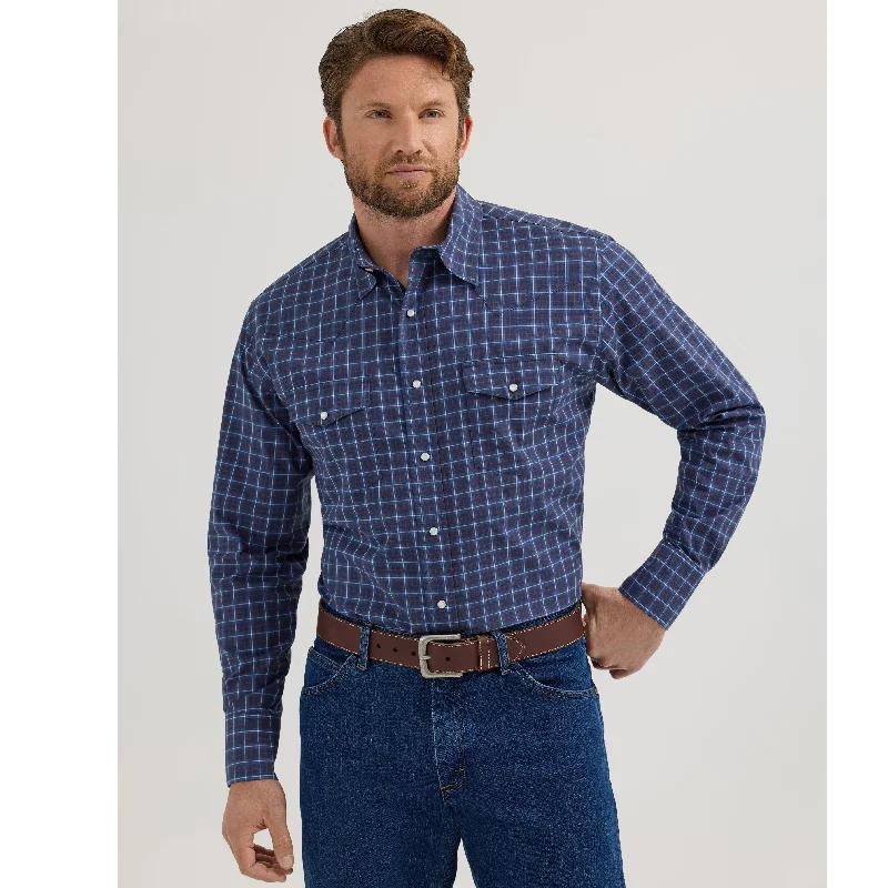 Wrangler Classic Navy Plaid Long Sleeve