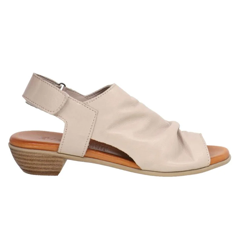 Womens Zoey Sustainable Shoe Design  